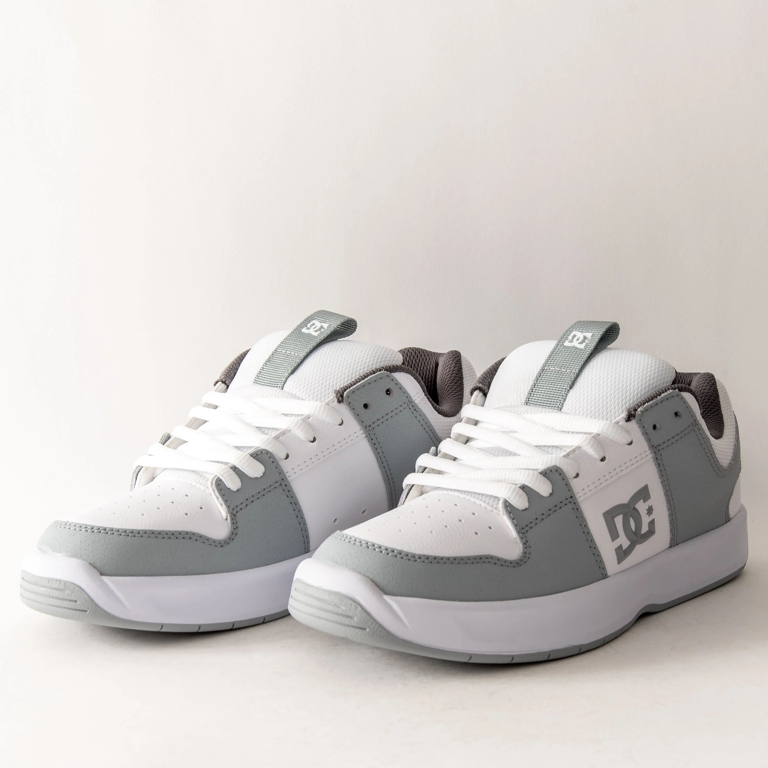 DC - Lynx Zero S (Cool Grey) *SALE